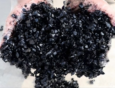 赤坎沥青冷补料（沥青砂）的优势特点与施工流程解析